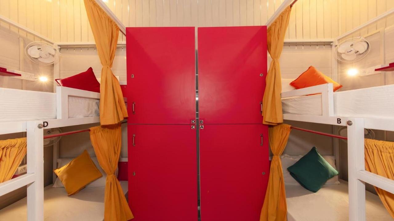 Madpackers Amritsar Bunks, Rooms, & Community Exterior foto